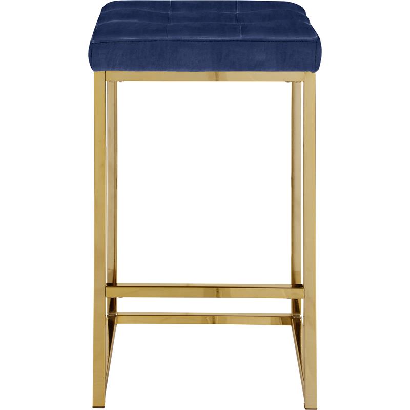 Meridian Furniture Nicola 26.5