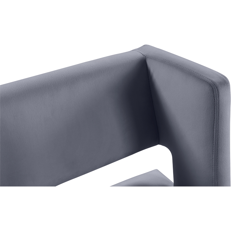 Meridian Furniture Caleb 26