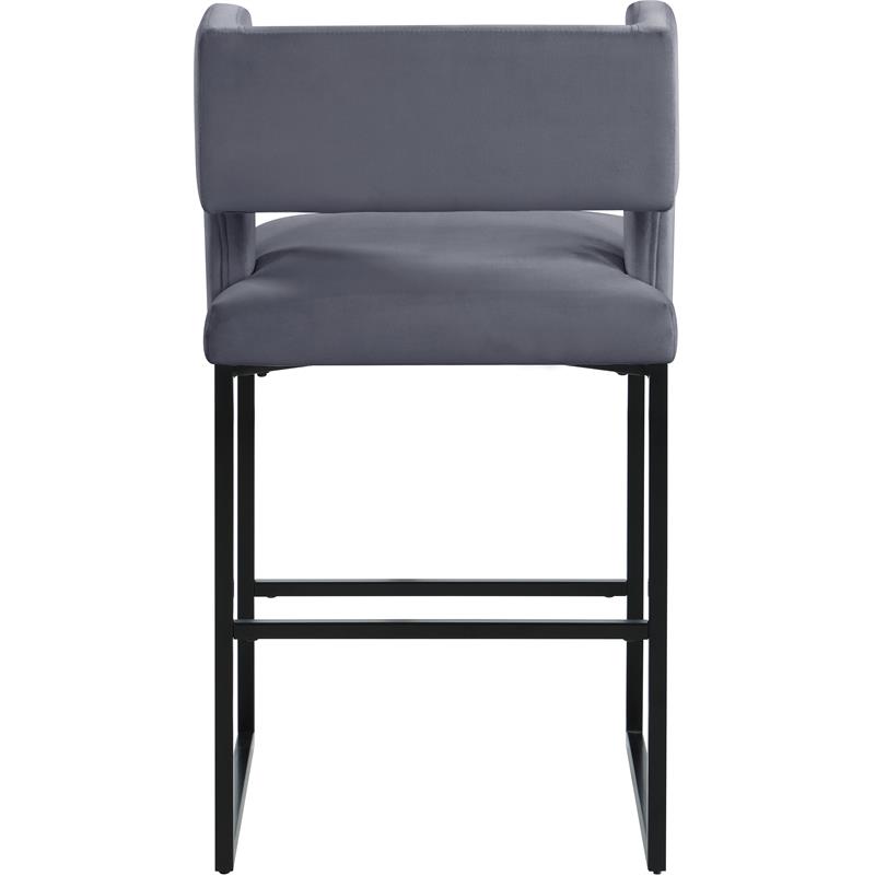 Meridian Furniture Caleb 26