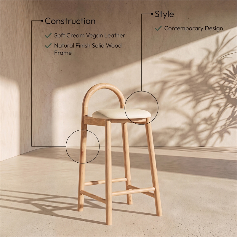 Meridian Furniture Calvin 27