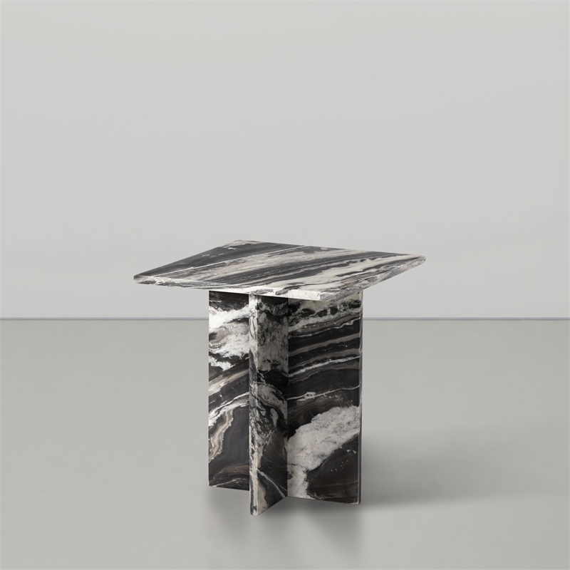Meridian Furniture Verona Black End Table