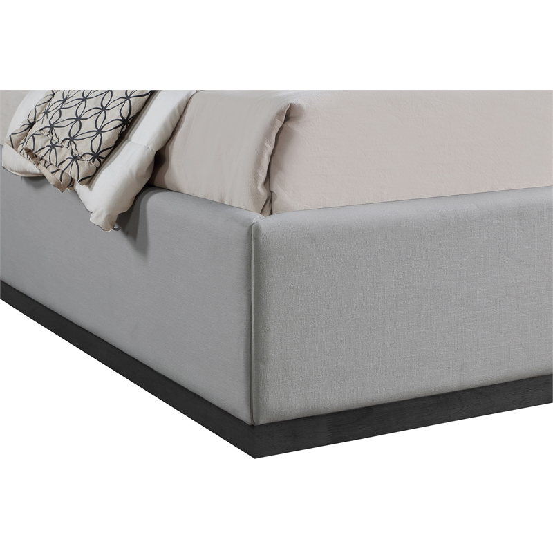 Meridian Furniture Flynn Grey Linen Textured Fabric Full Bed