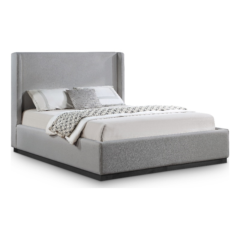 Meridian Furniture Flynn Grey Linen Textured Fabric Full Bed