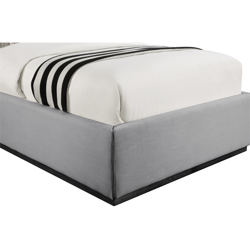 Meridian Furniture Logan Grey Linen Textured Fabric Twin Bed