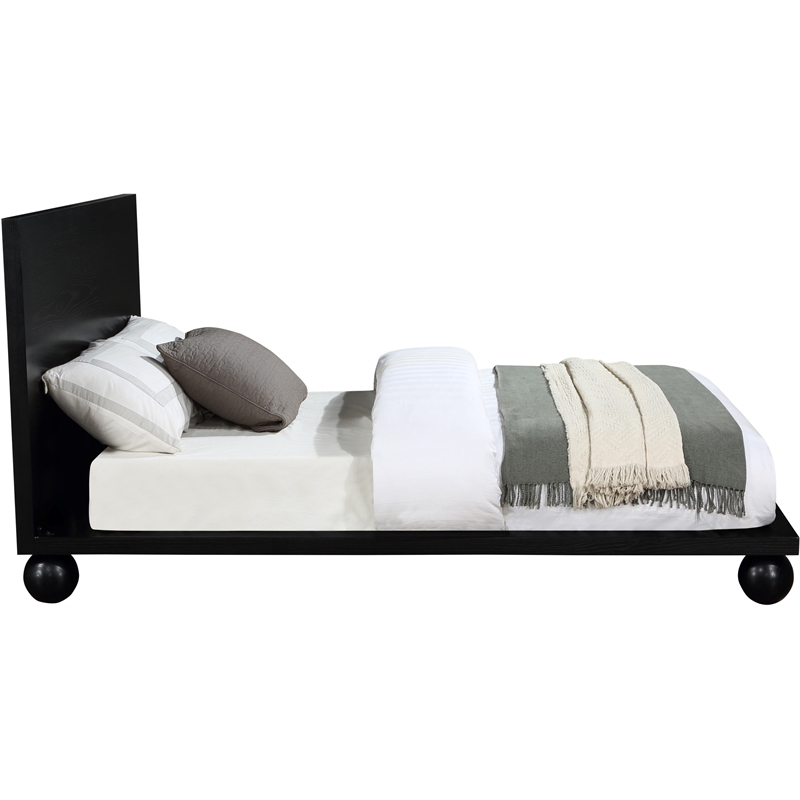 Meridian Furniture Kent Black Queen Bed