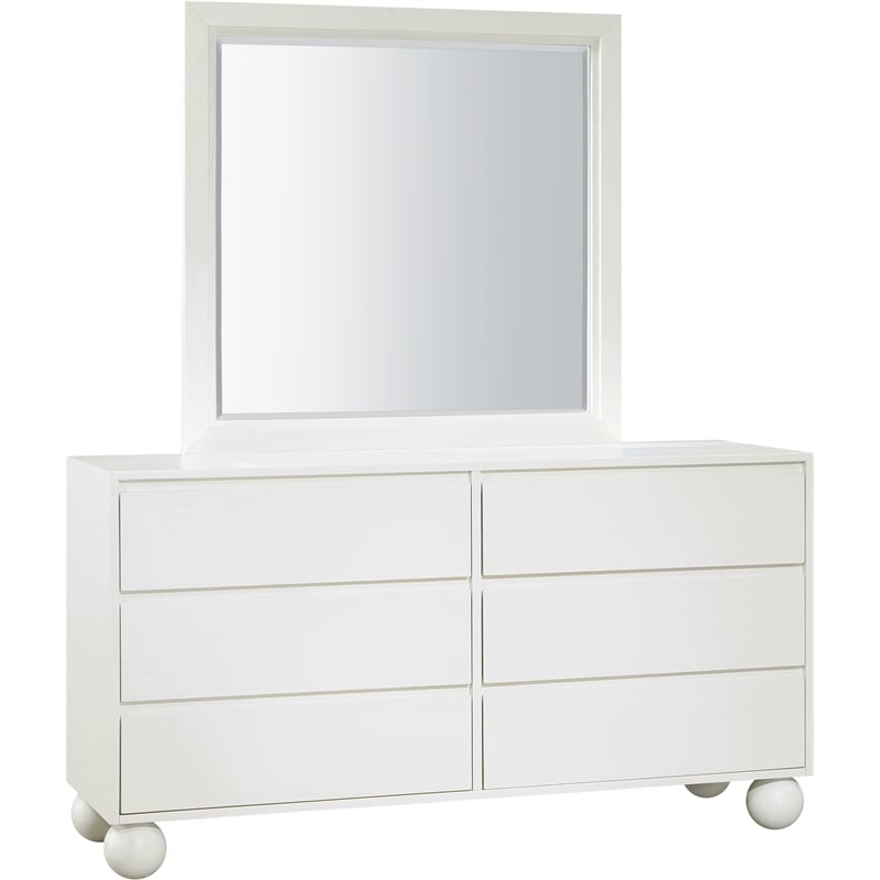 Meridian Furniture Kent Cream Solid Ash Wood Dresser