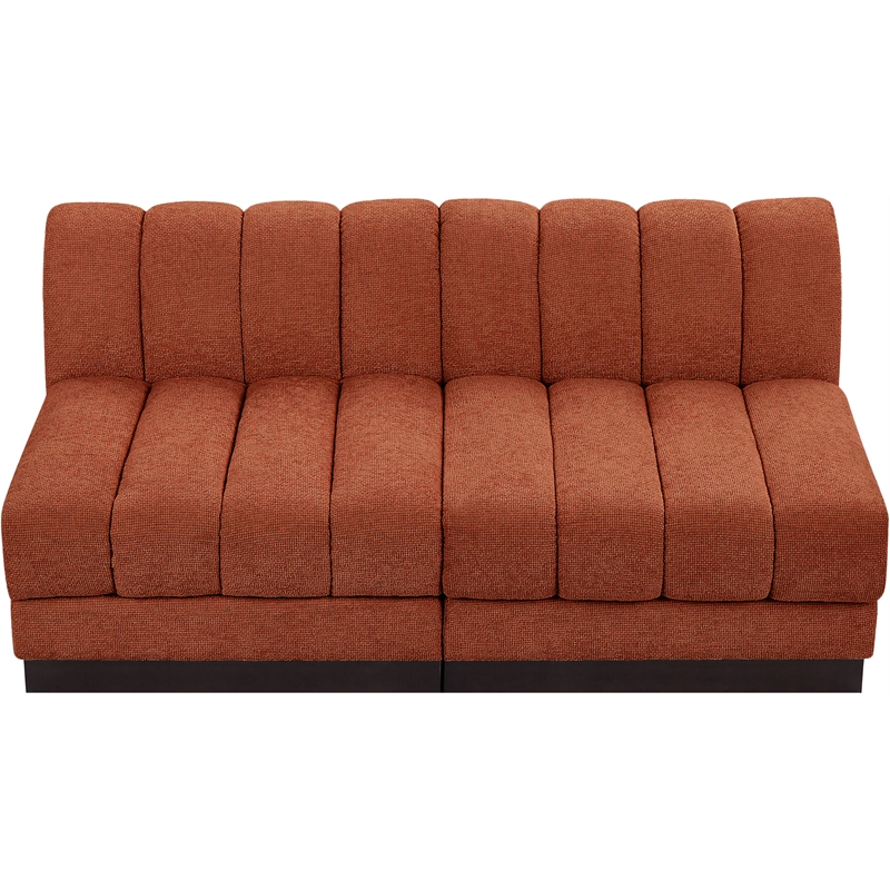 Meridian Furniture Quinn 64