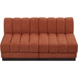 Meridian Furniture Quinn 64