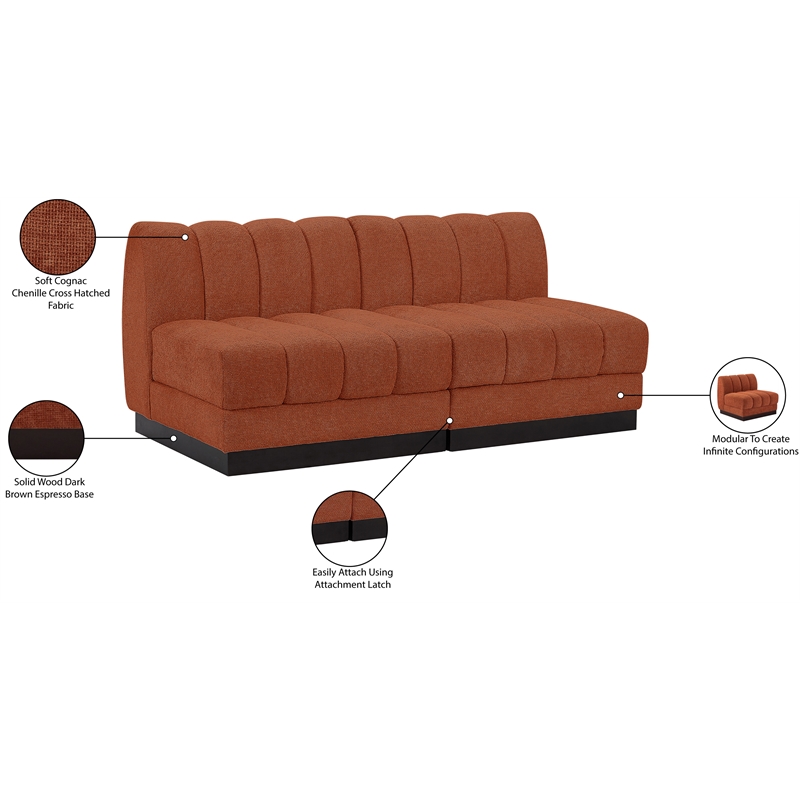 Meridian Furniture Quinn 64
