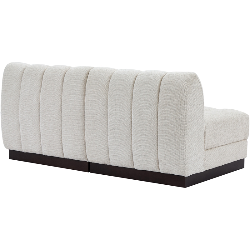 Meridian Furniture Quinn 64