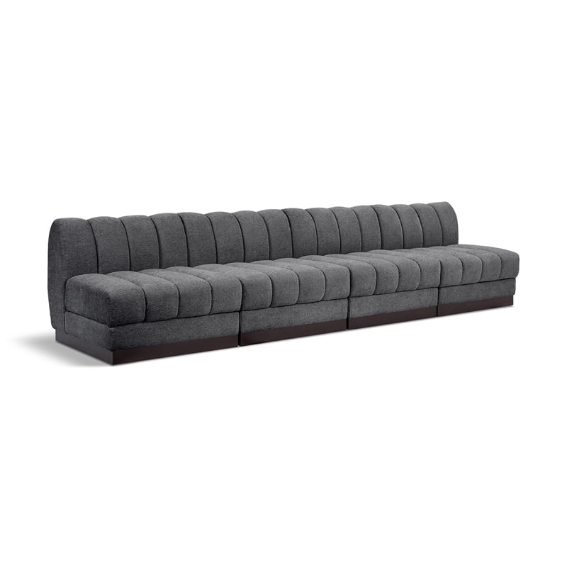 Meridian Furniture Quinn 128