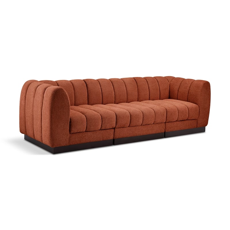 Meridian Furniture Quinn 101