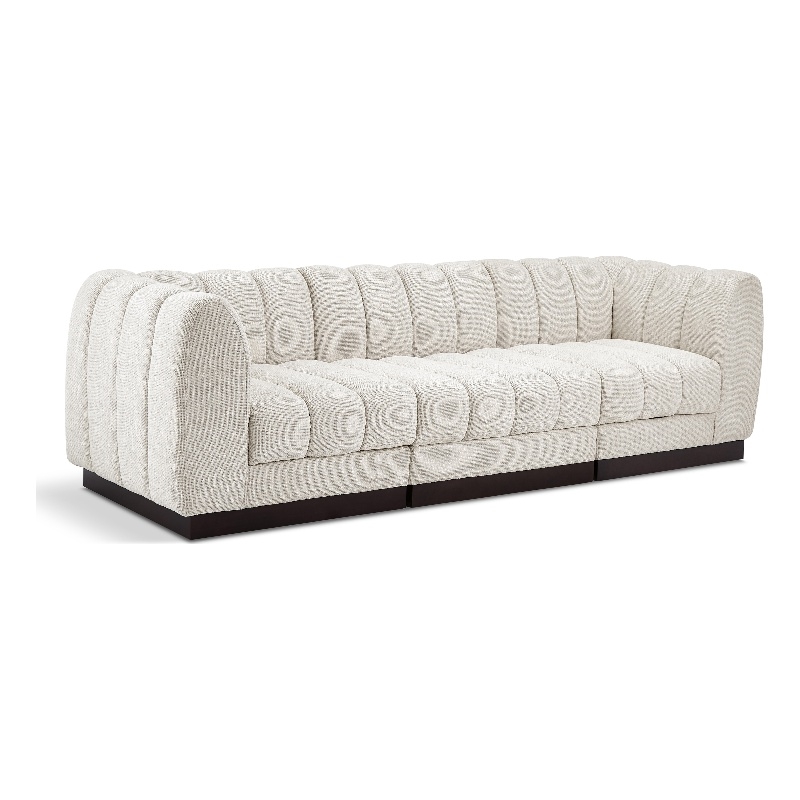 Meridian Furniture Quinn 101