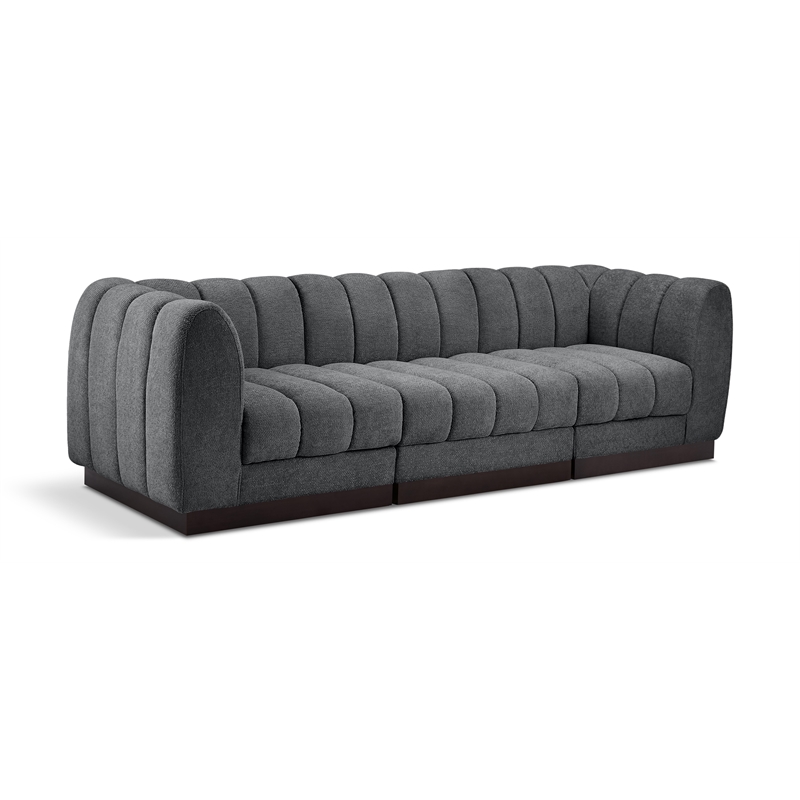 Meridian Furniture Quinn 101