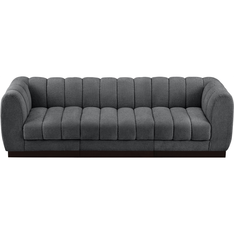 Meridian Furniture Quinn 101