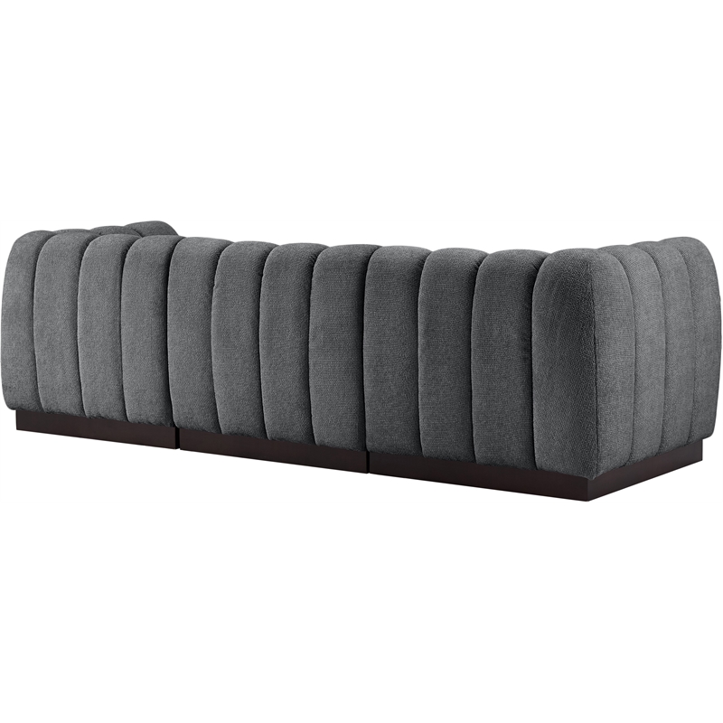 Meridian Furniture Quinn 101