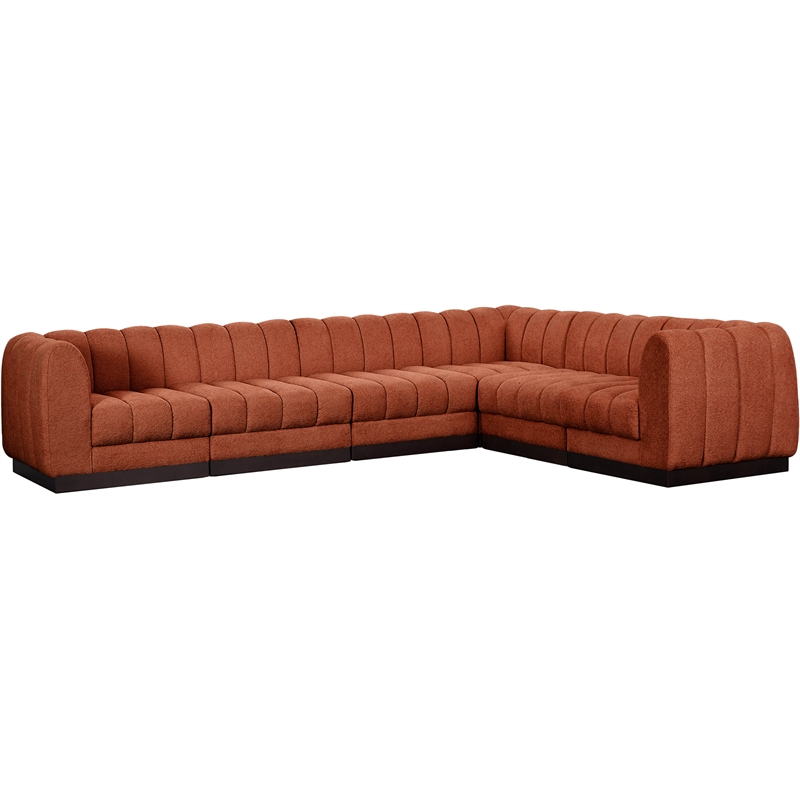 Meridian Furniture Quinn 133