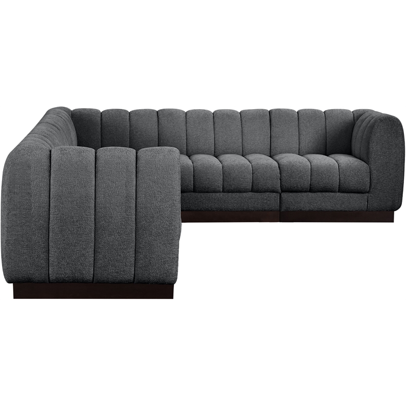 Meridian Furniture Quinn 133
