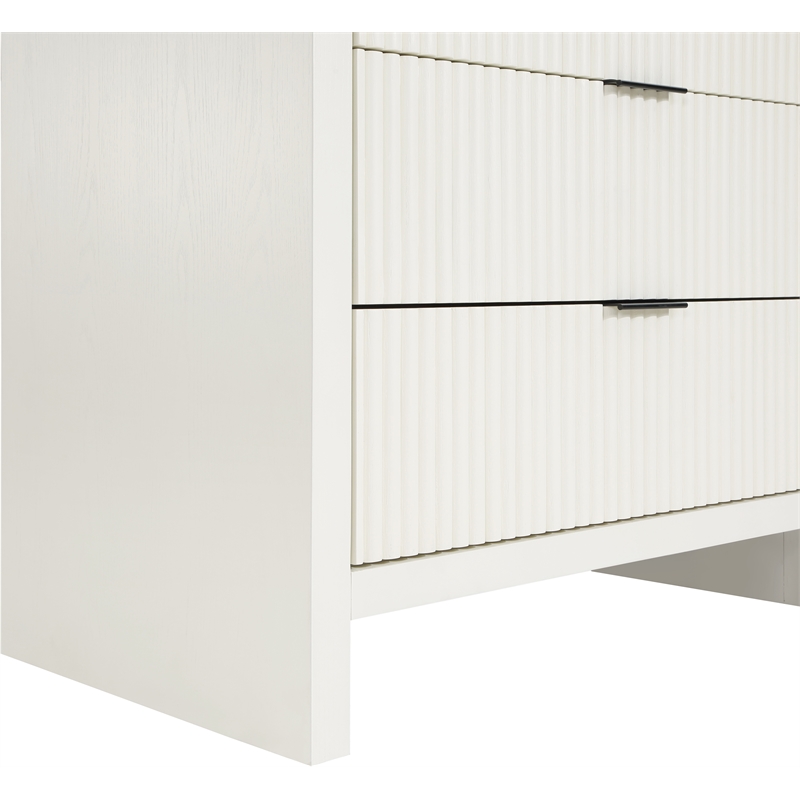 Meridian Furniture Fairfax Cream Oak Veneer Chest