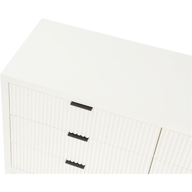 Meridian Furniture Fairfax Cream Oak Veneer Dresser