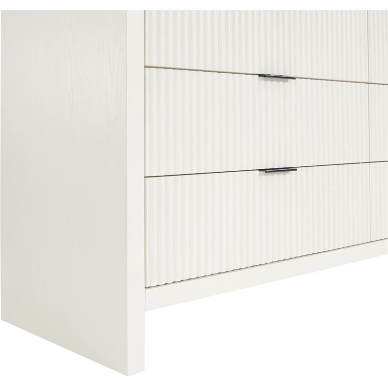 Meridian Furniture Fairfax Cream Oak Veneer Dresser