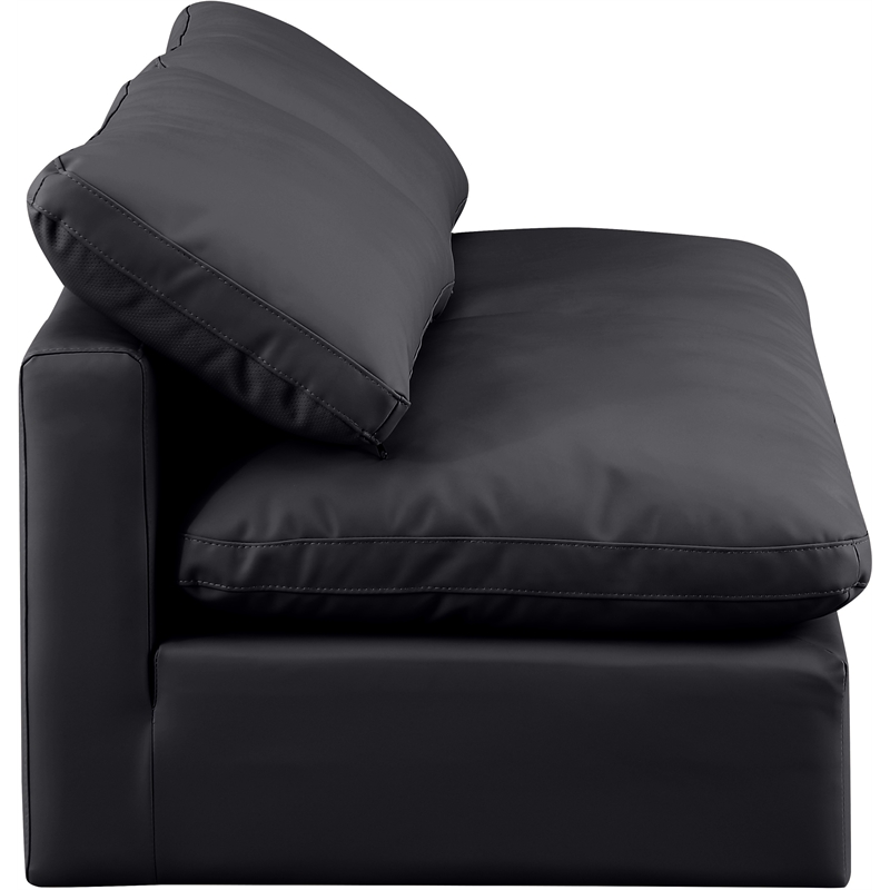 Meridian Furniture Indulge 70