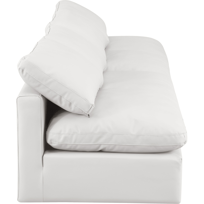 Meridian Furniture Indulge 140