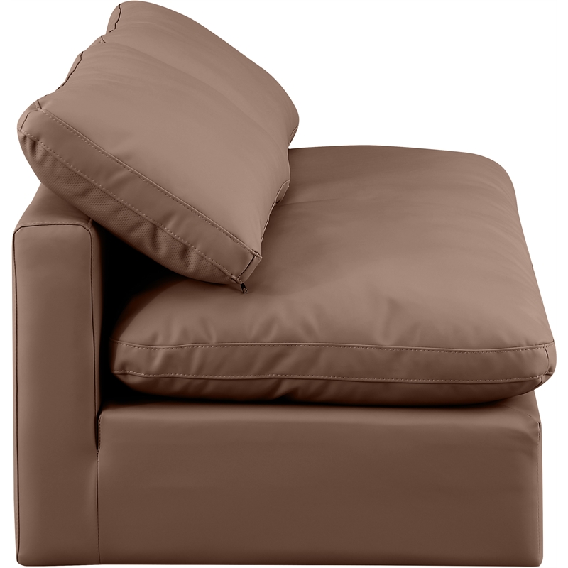 Meridian Furniture Indulge 70