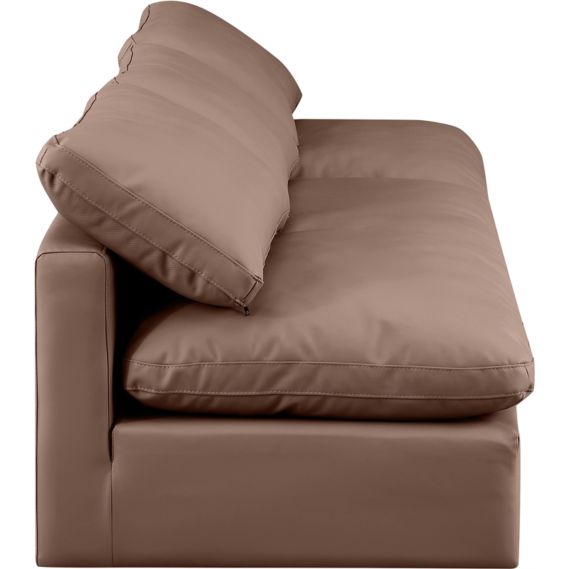 Meridian Furniture Indulge 105