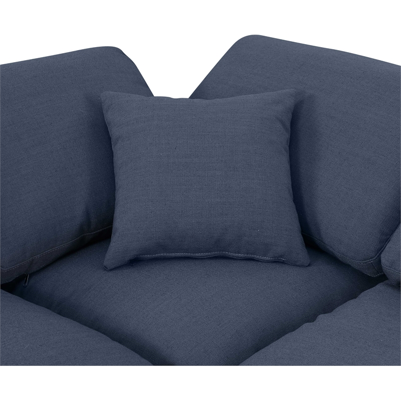Meridian Furniture Indulge 258