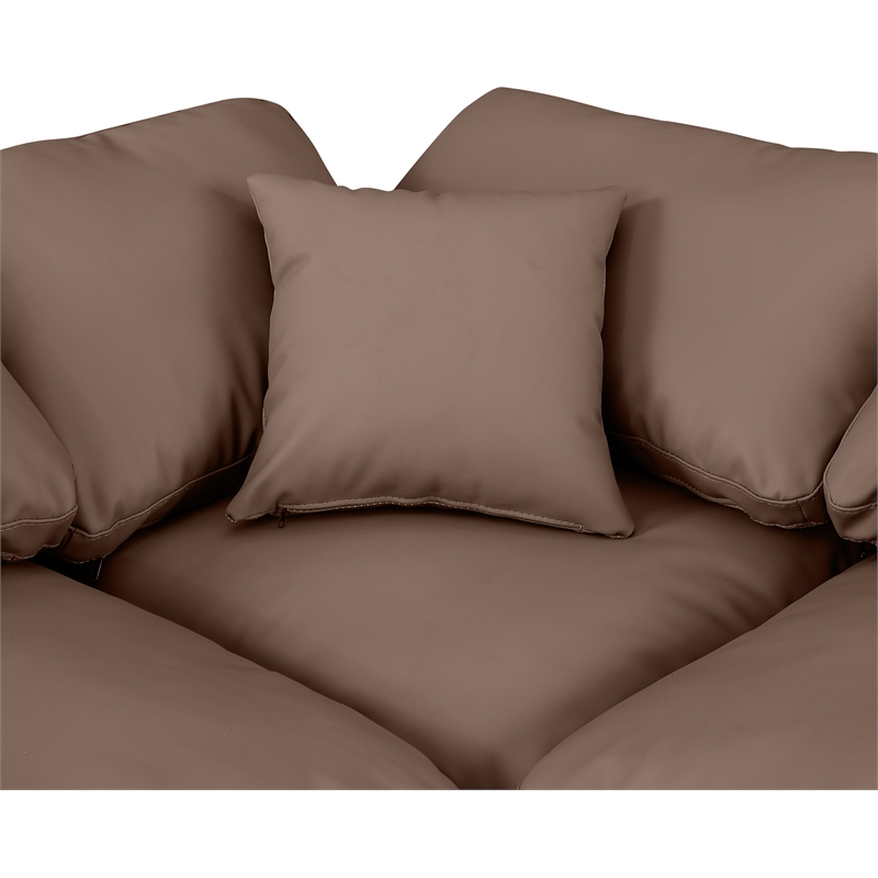 Meridian Furniture Indulge 159