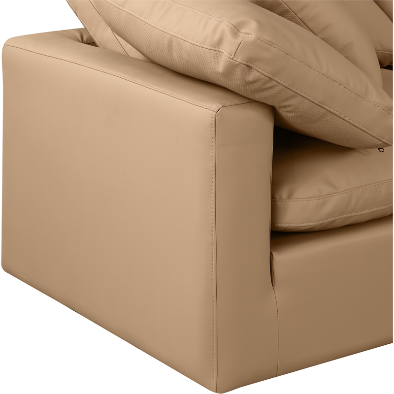 Meridian Furniture Indulge 164