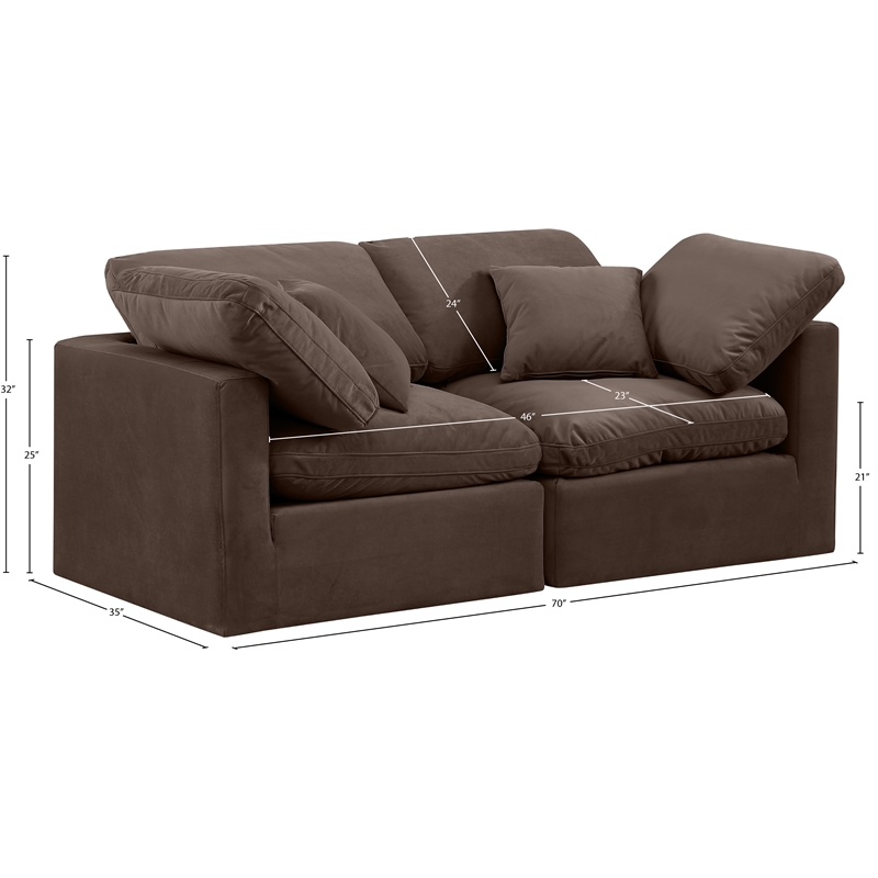 Meridian Furniture Indulge 70