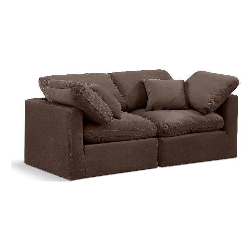 Meridian Furniture Indulge 70