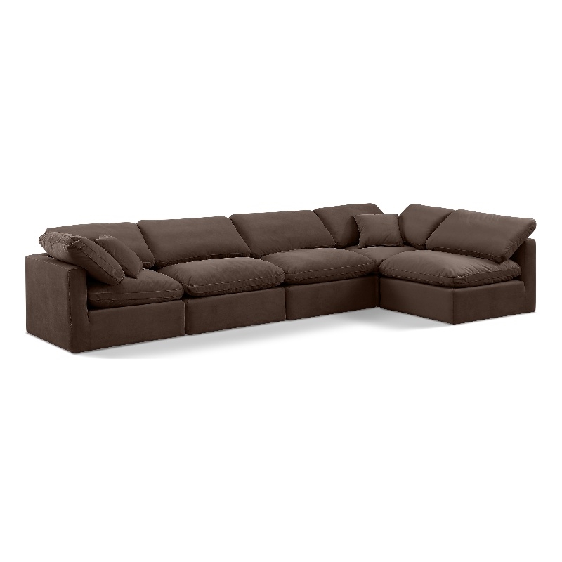 Meridian Furniture Indulge 164
