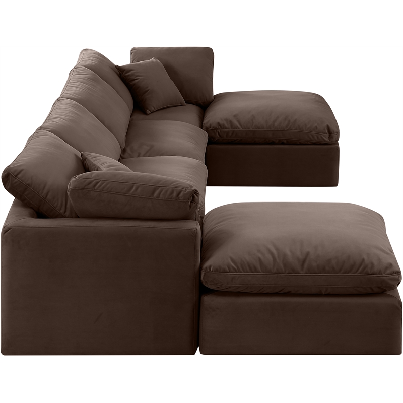 Meridian Furniture Indulge 129