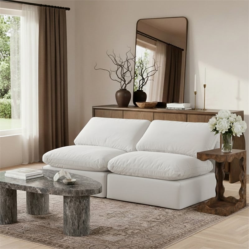 Meridian Furniture Indulge 70