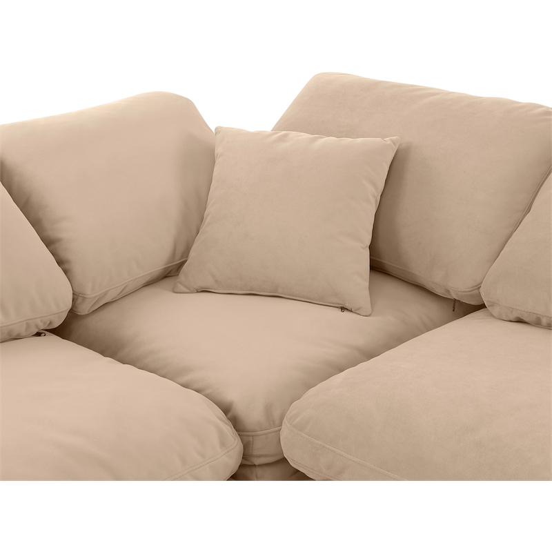 Meridian Furniture Indulge 134.5