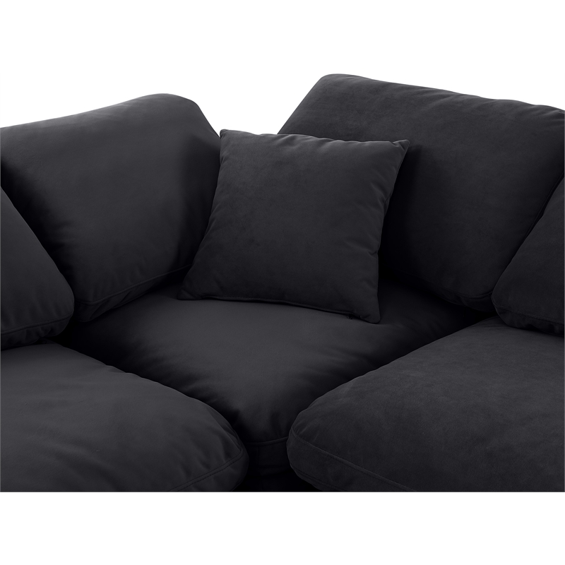 Meridian Furniture Indulge 129