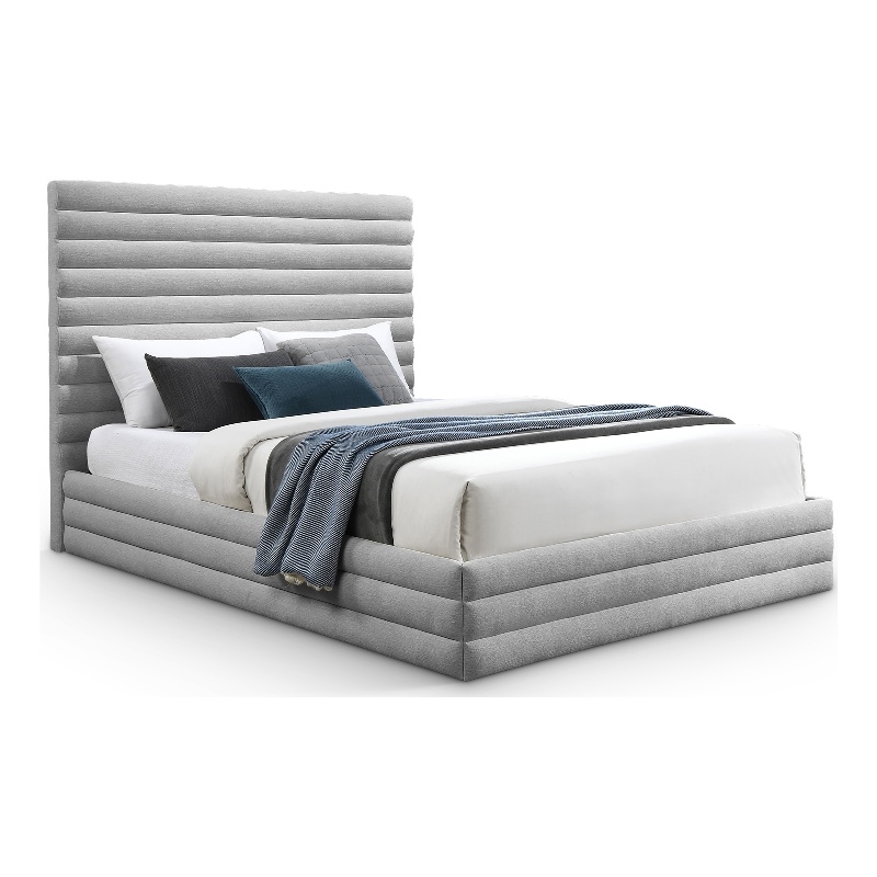 Meridian Furniture Maxwell Grey Linen Textured Fabric King Bed