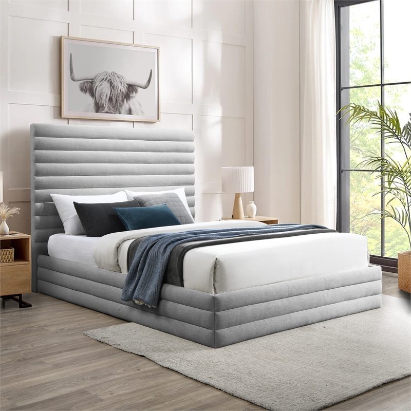 Meridian Furniture Maxwell Grey Linen Textured Fabric Queen Bed