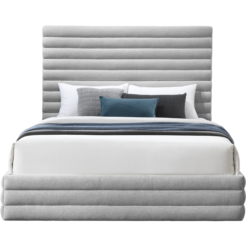 Meridian Furniture Maxwell Grey Linen Textured Fabric Queen Bed
