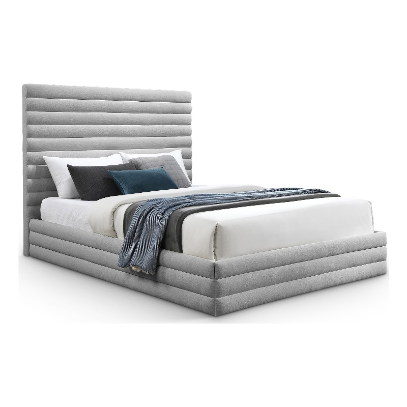 Meridian Furniture Maxwell Grey Linen Textured Fabric Queen Bed