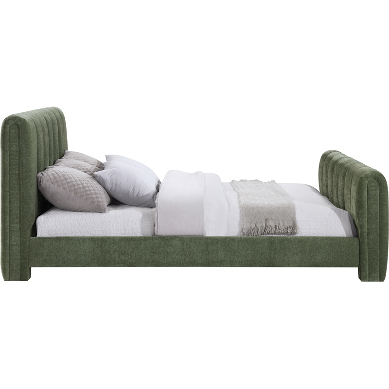 Meridian Furniture Camila Green Chenille Fabric Full Bed