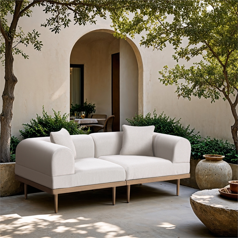 Meridian Furniture 71