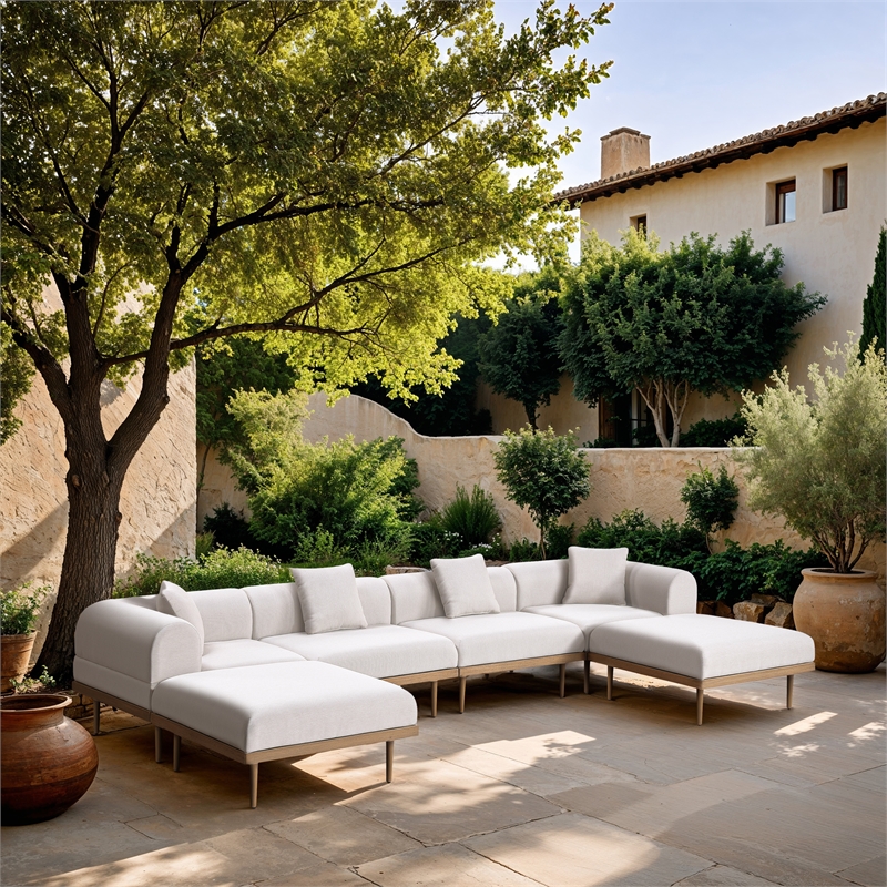 Meridian Furniture 142