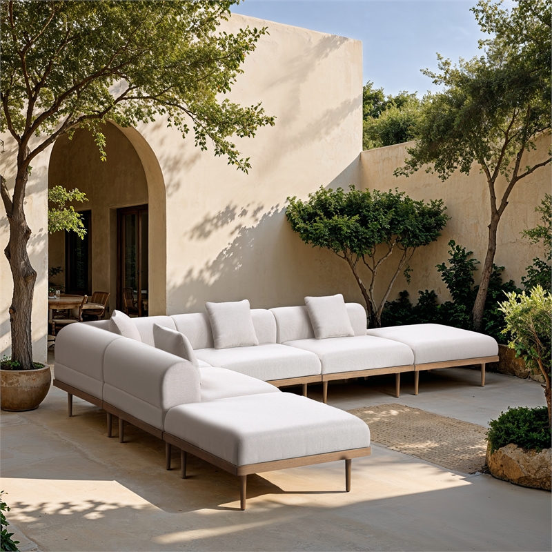 Meridian Furniture 142