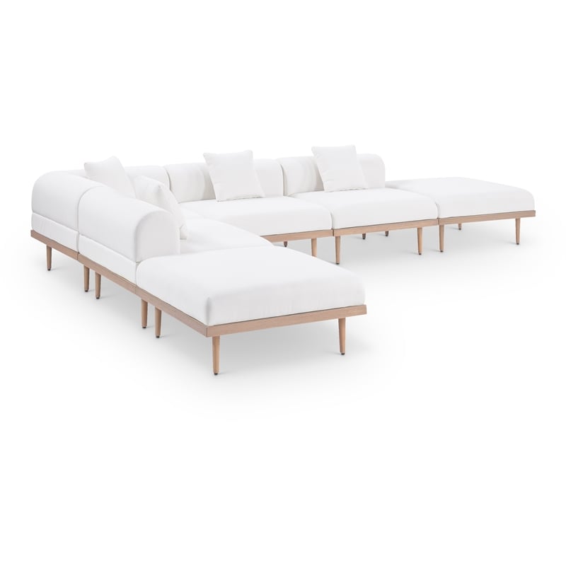 Meridian Furniture 142