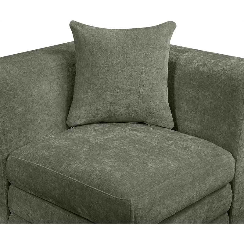 Meridian Furniture Stellar 152