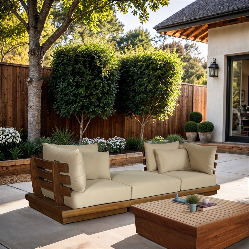 Meridian Furniture Mirella 113